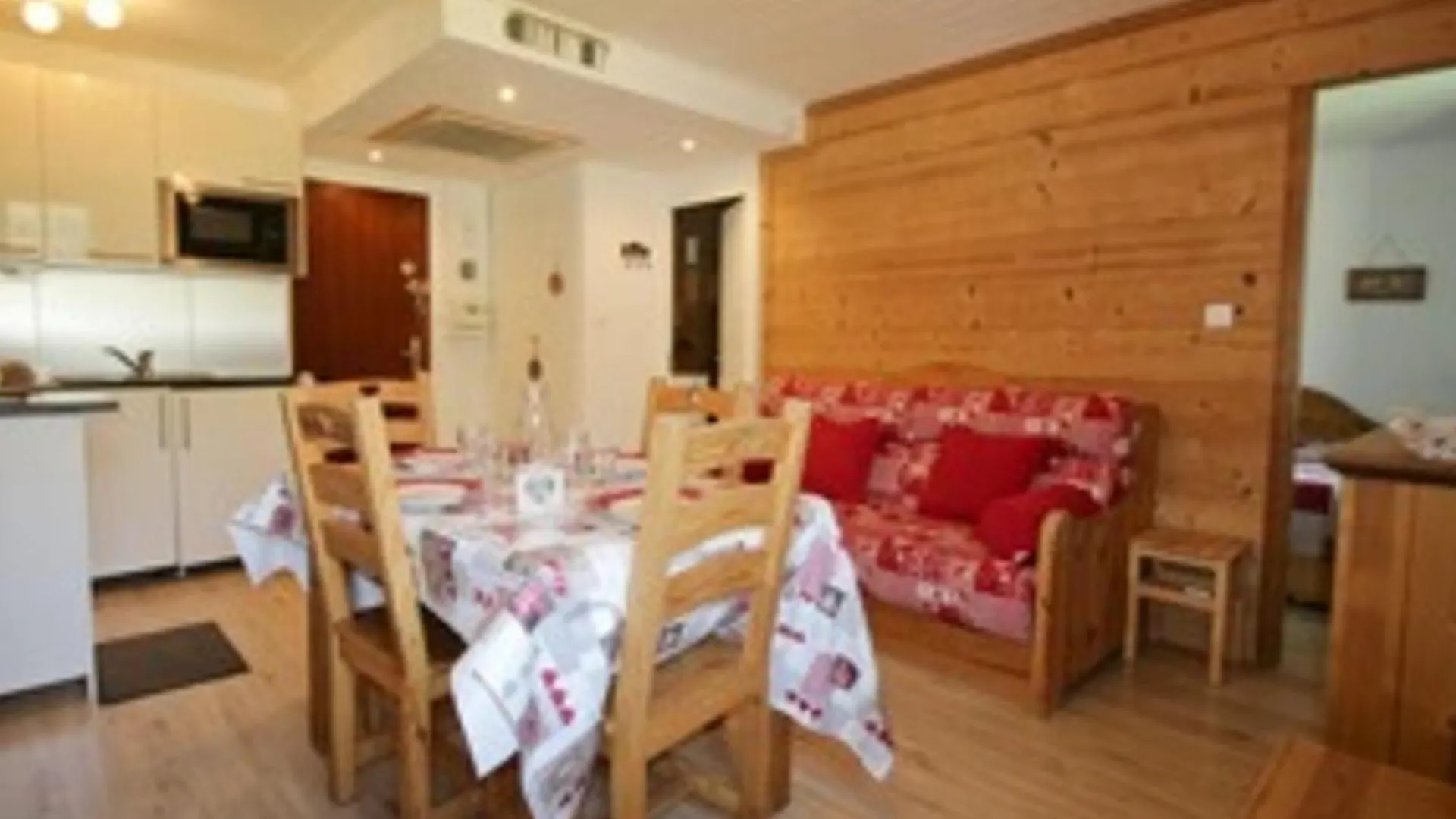 Appartement T1 Confort 4 Pers, Proche Commerces - Fr-1-807-108 Saint-François-Longchamp Apartman